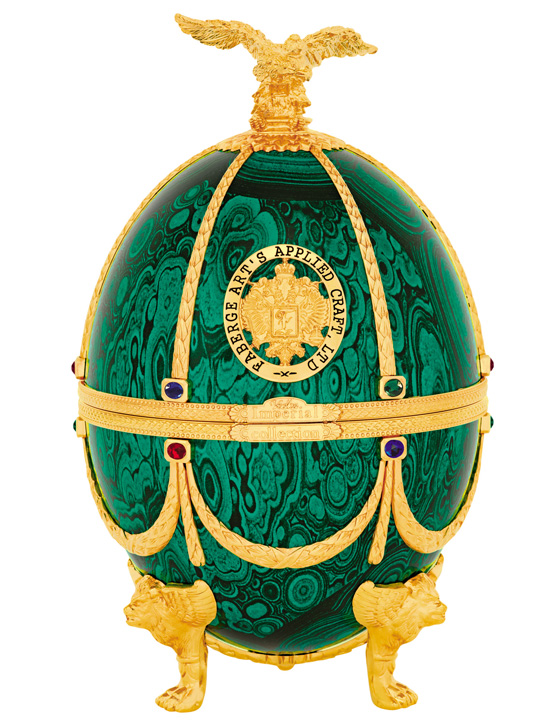 Imperial collection Emerald (green) in velvet gift box