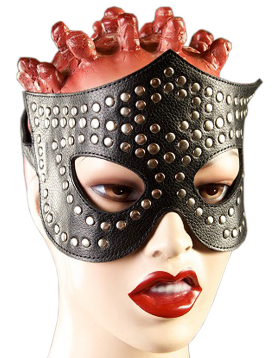 Очки-маска ,чёрная, декорированная заклёпками на кожаной подкладке